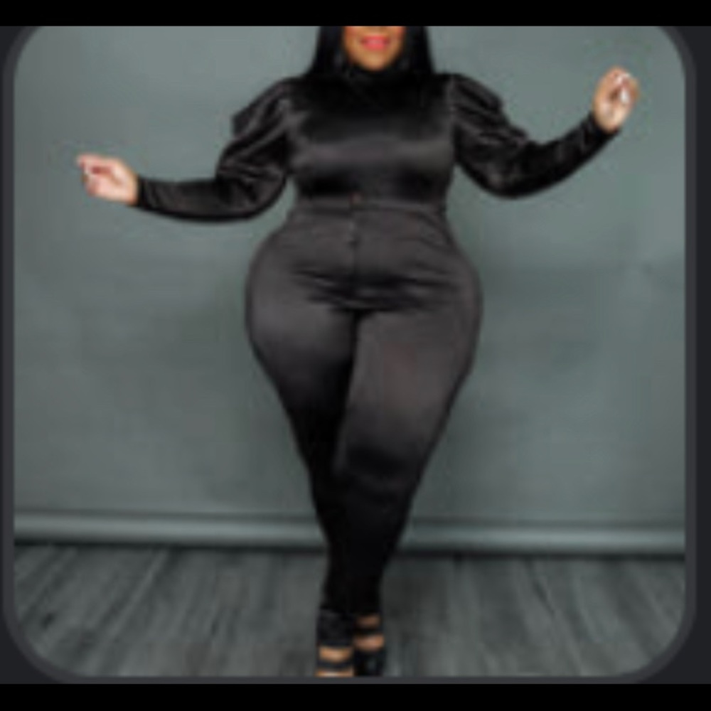 Black Karon Draped Sleeve 2 piece  Set